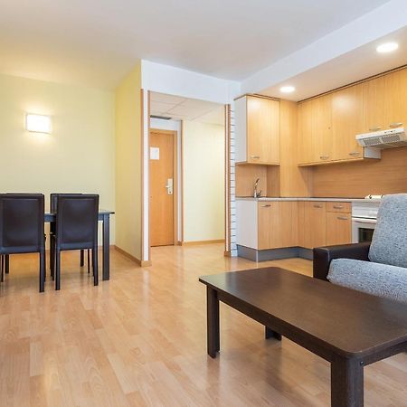 Apartamentos Tryp Madrid Airport Suites Εξωτερικό φωτογραφία