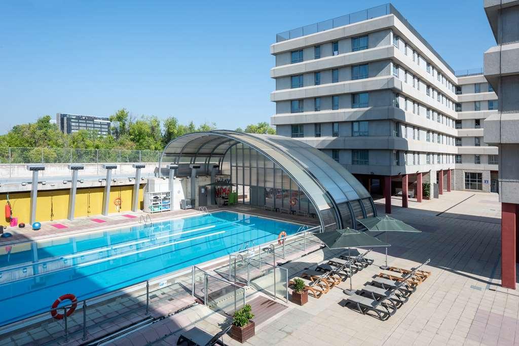 Apartamentos Tryp Madrid Airport Suites Εξωτερικό φωτογραφία