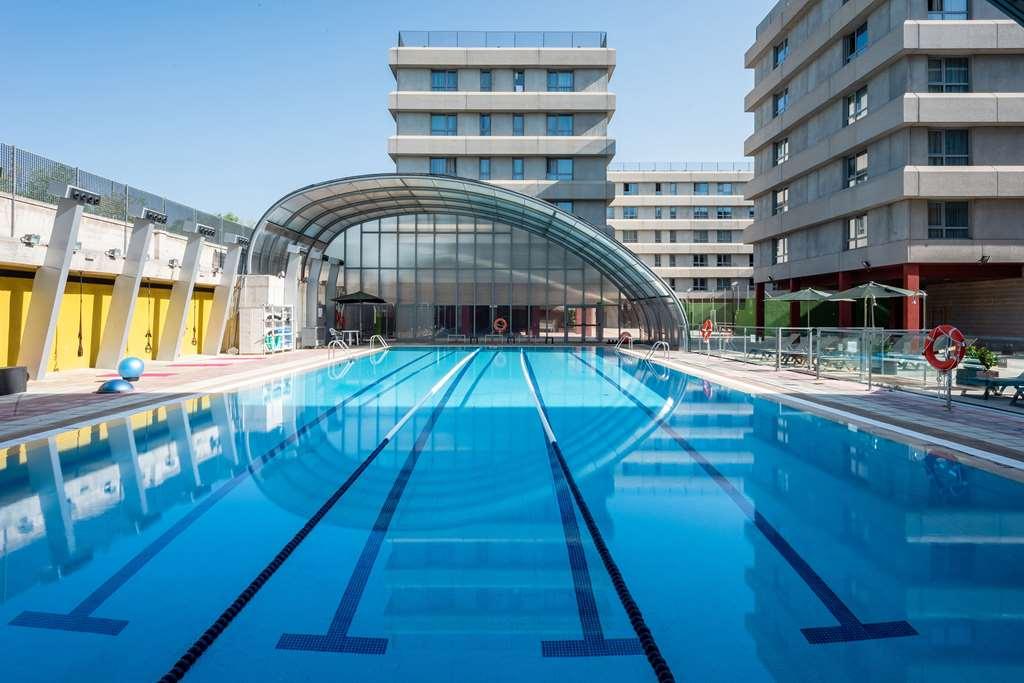 Apartamentos Tryp Madrid Airport Suites Εξωτερικό φωτογραφία