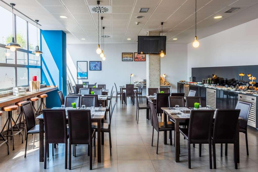 Apartamentos Tryp Madrid Airport Suites Εστιατόριο φωτογραφία