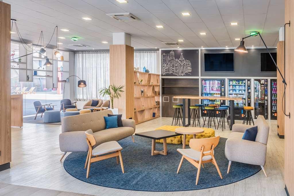 Apartamentos Tryp Madrid Airport Suites Εξωτερικό φωτογραφία