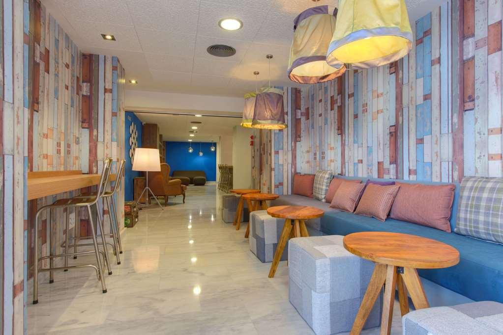 Apartamentos Tryp Madrid Airport Suites Εξωτερικό φωτογραφία