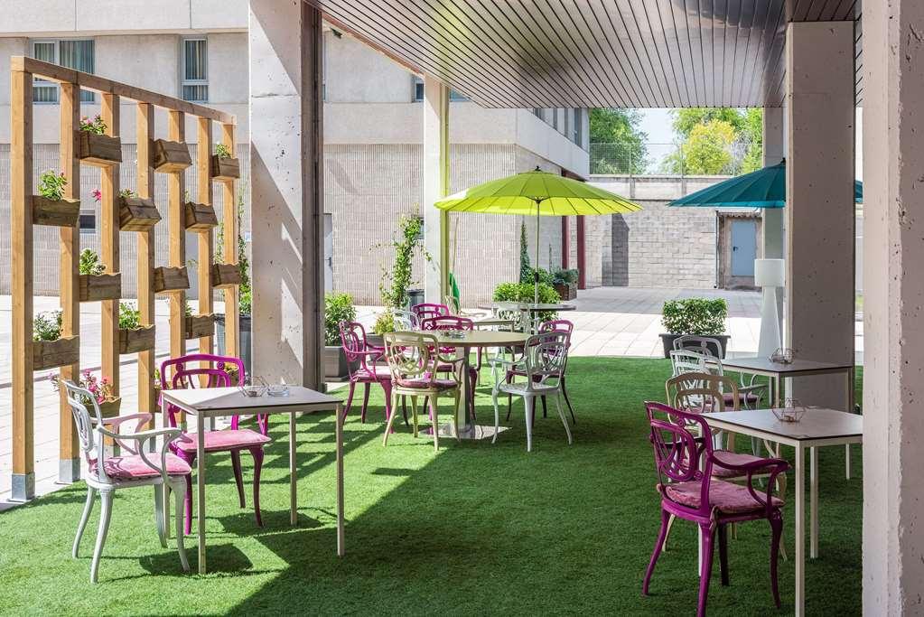 Apartamentos Tryp Madrid Airport Suites Εξωτερικό φωτογραφία