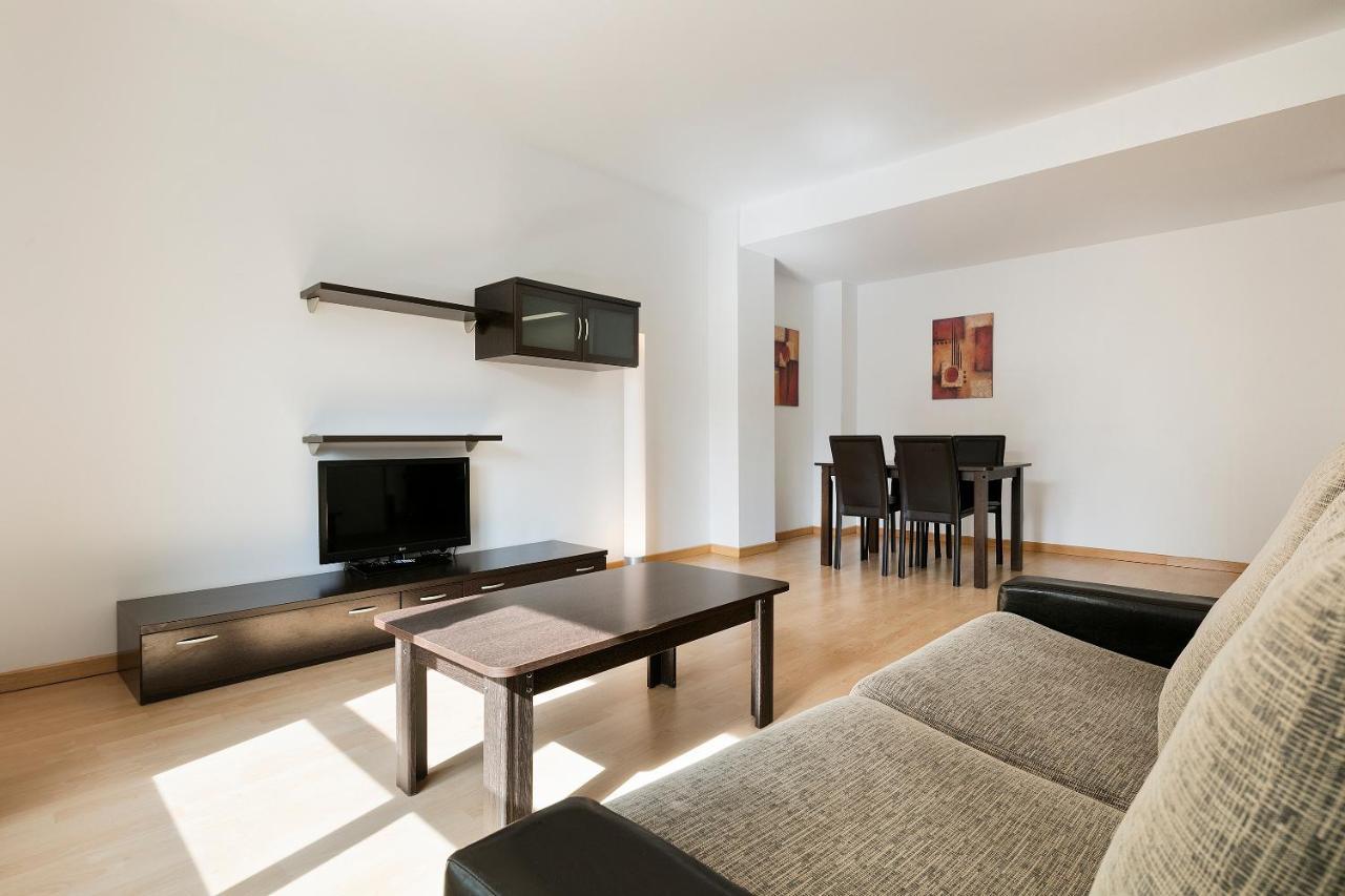 Apartamentos Tryp Madrid Airport Suites Εξωτερικό φωτογραφία