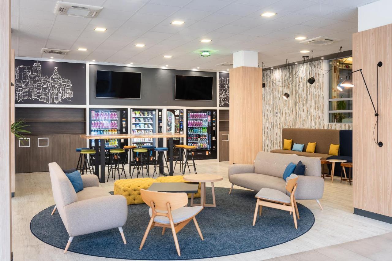 Apartamentos Tryp Madrid Airport Suites Εξωτερικό φωτογραφία