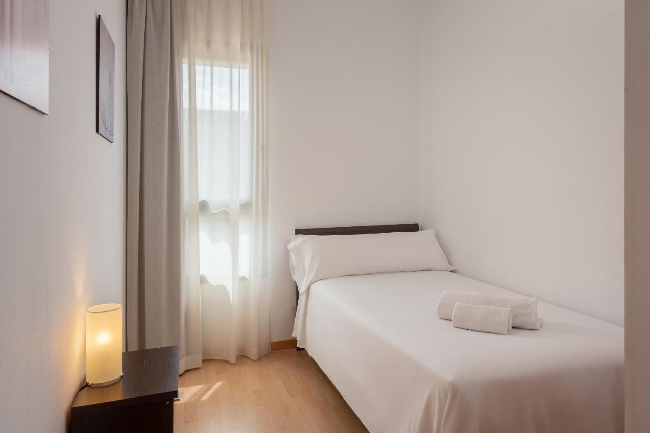 Apartamentos Tryp Madrid Airport Suites Εξωτερικό φωτογραφία